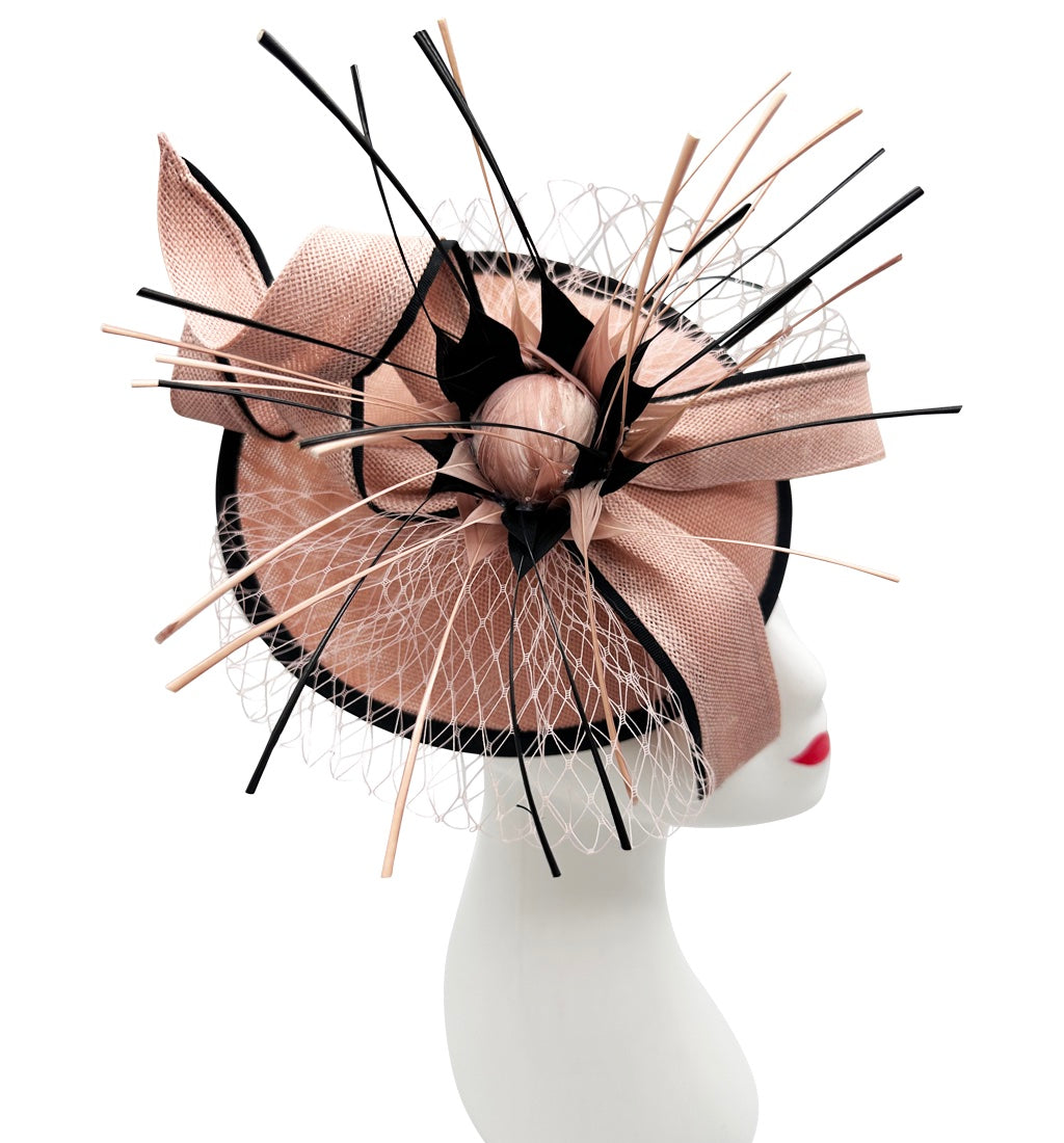 FT2321 Flower Hatinator with Veil and Arrowed Feathers