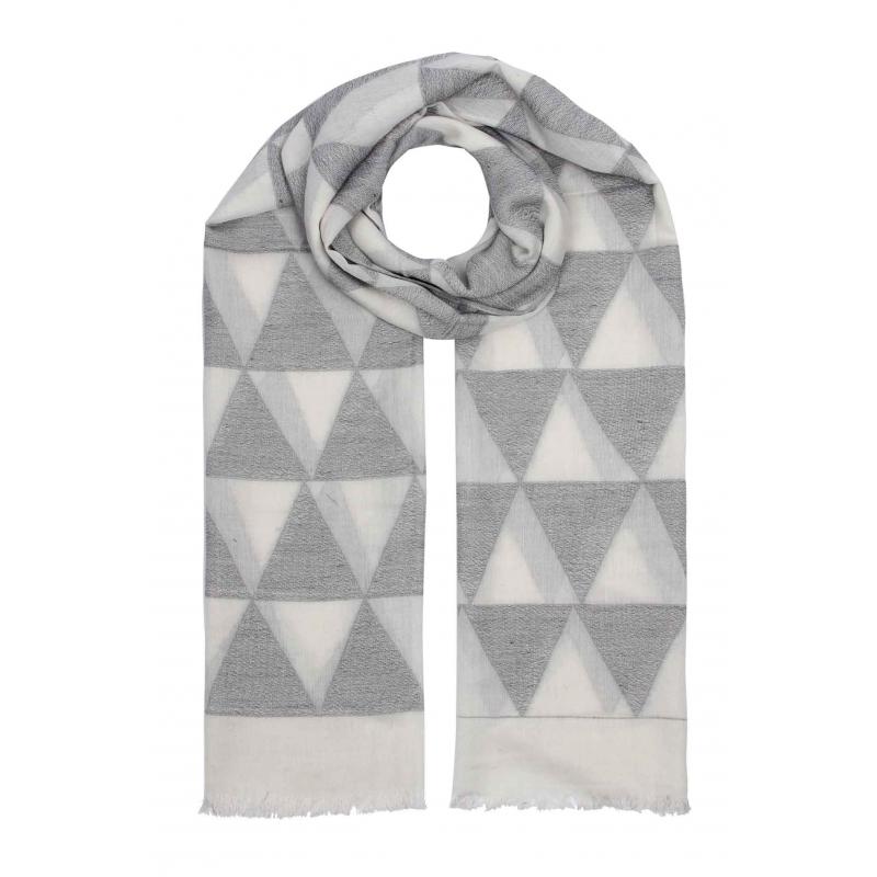 AB1795-68 Viscose Scarf with Triangle Pattern and Frayed Edge