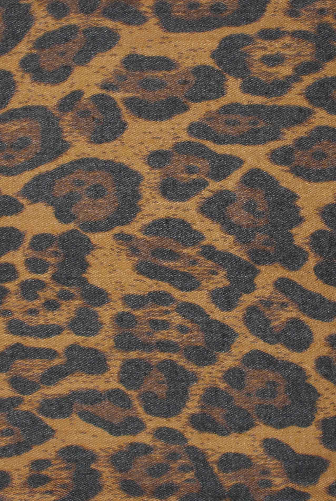 SF18135-522/SF19130-107 Leopard Print Wool Blend Scarf