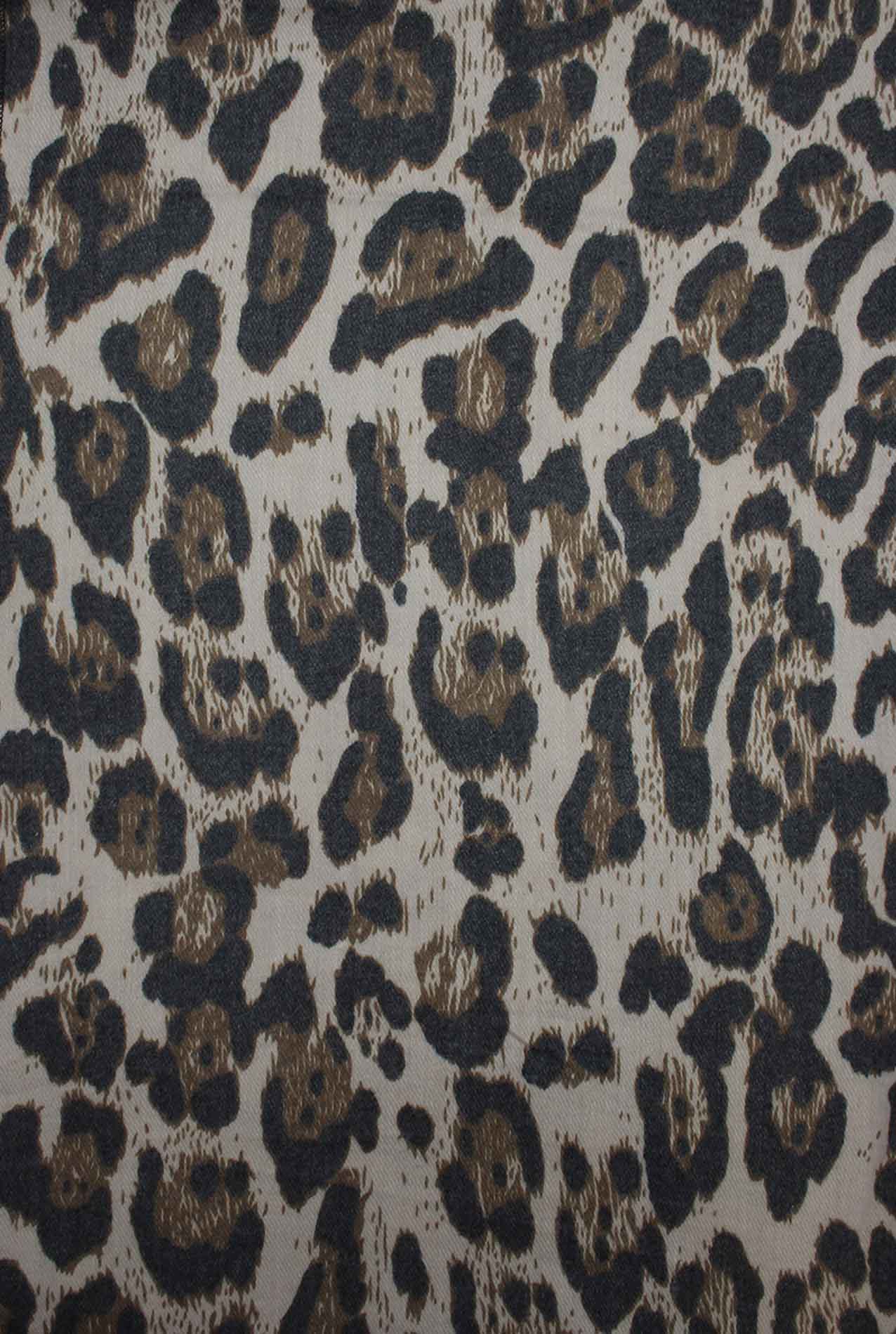 SF18135-522/SF19130-107 Leopard Print Wool Blend Scarf