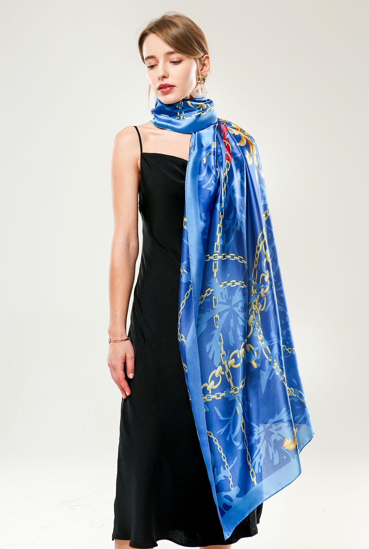 SF20110-177 Printed Chains Silk Mix Scarf