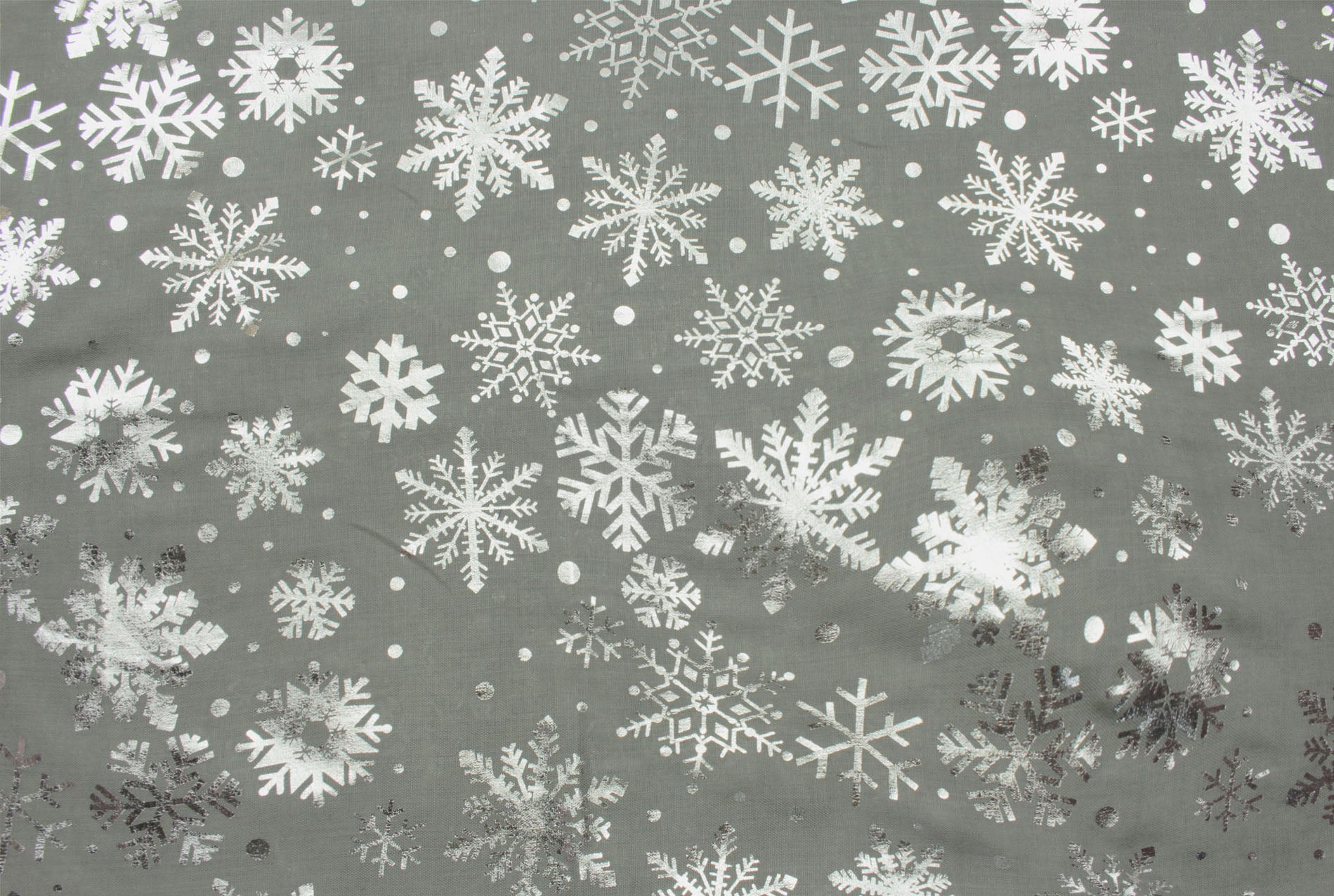 SF21058-656 Silver Foil Snow Flake Scarf