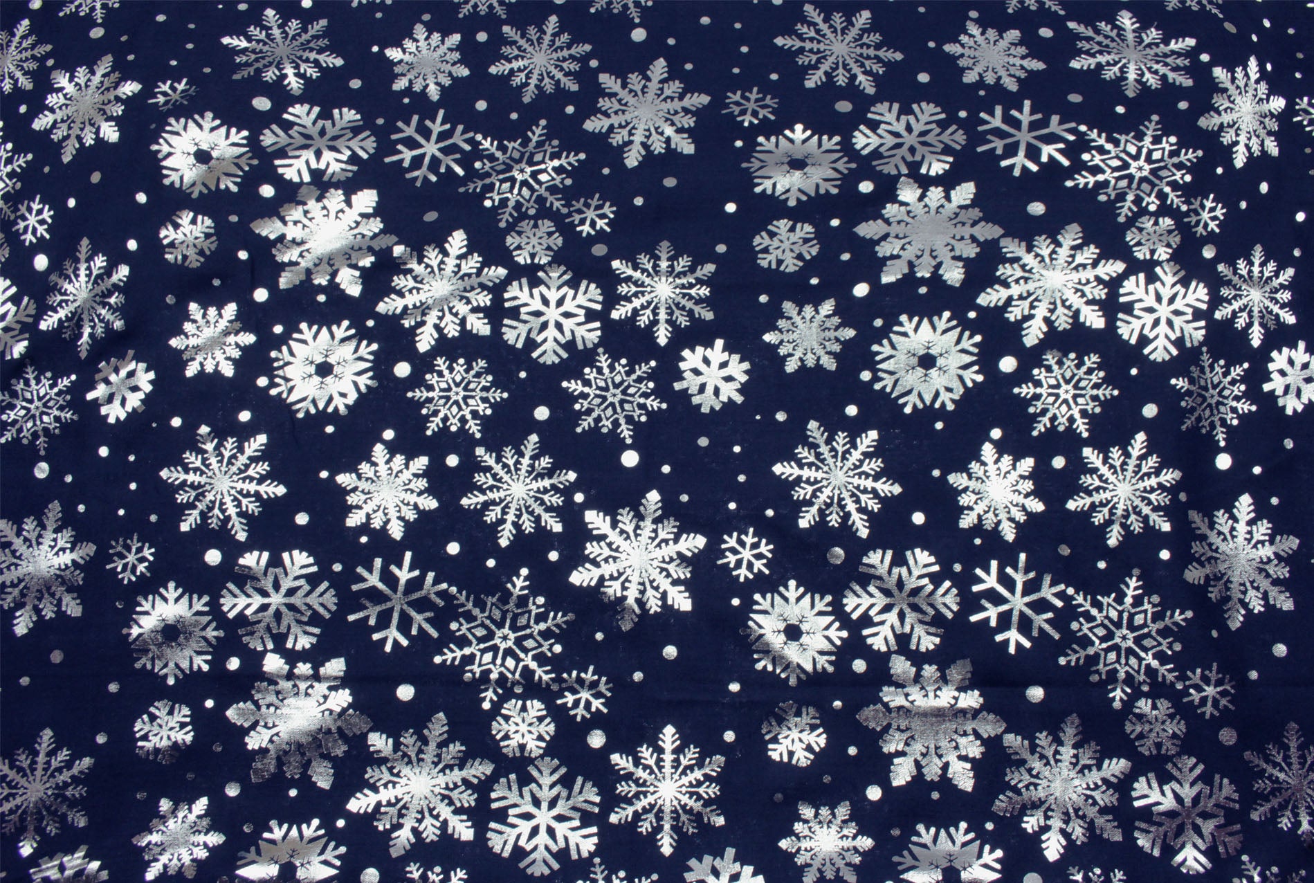 SF21058-656 Silver Foil Snow Flake Scarf