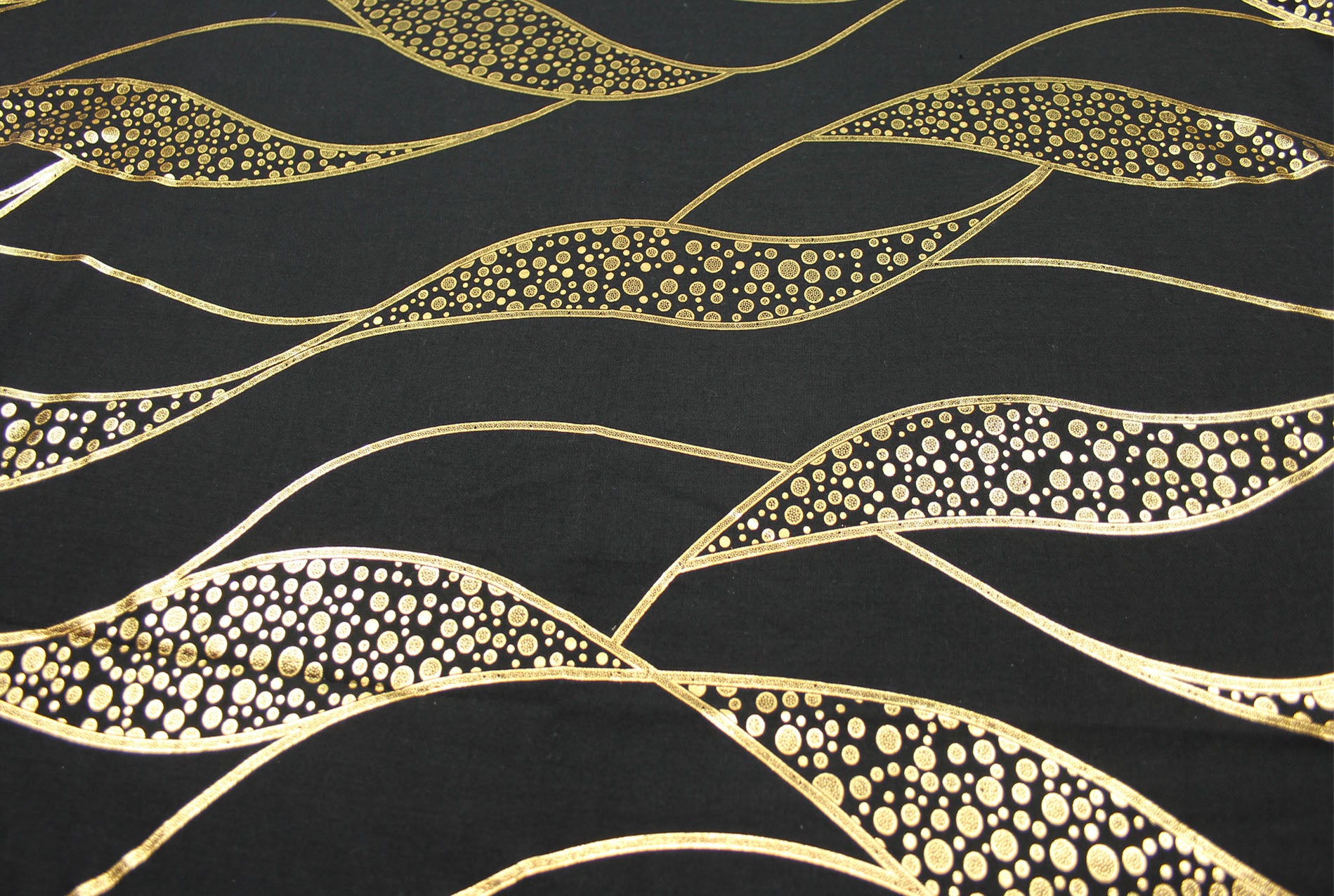 SF21058-659 Gold Foil Print Fashion Scarf