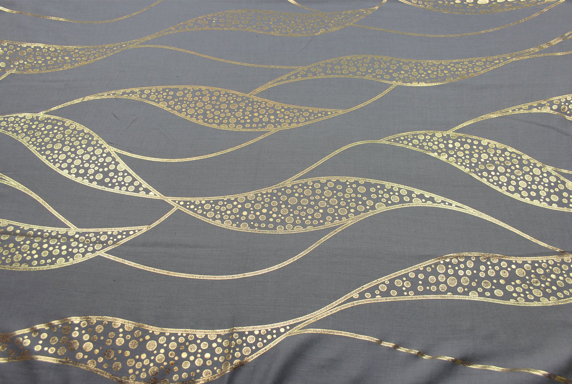 SF21058-659 Gold Foil Print Fashion Scarf