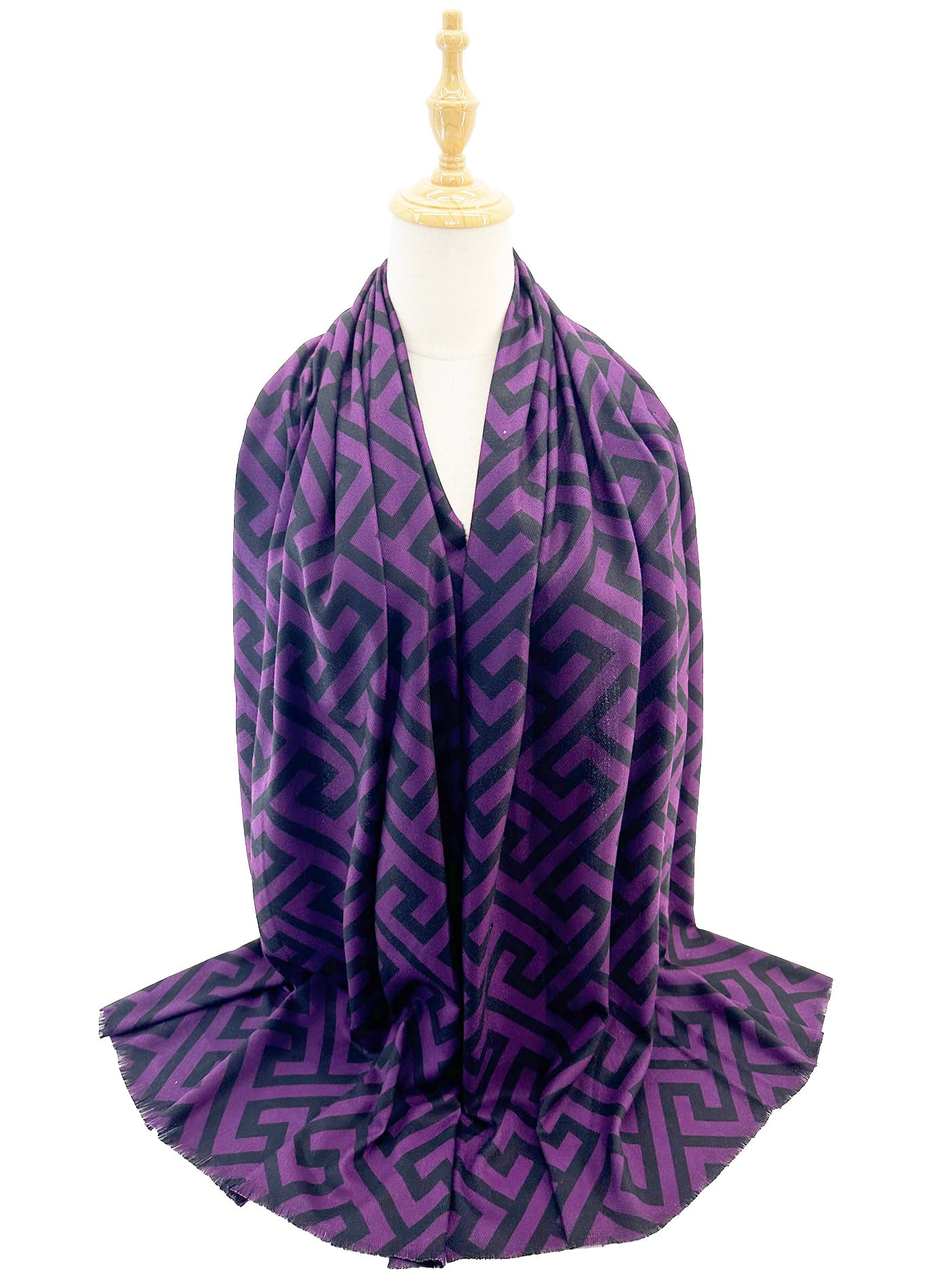 SF2411-110 Geometric Interlocking Pattern Scarf