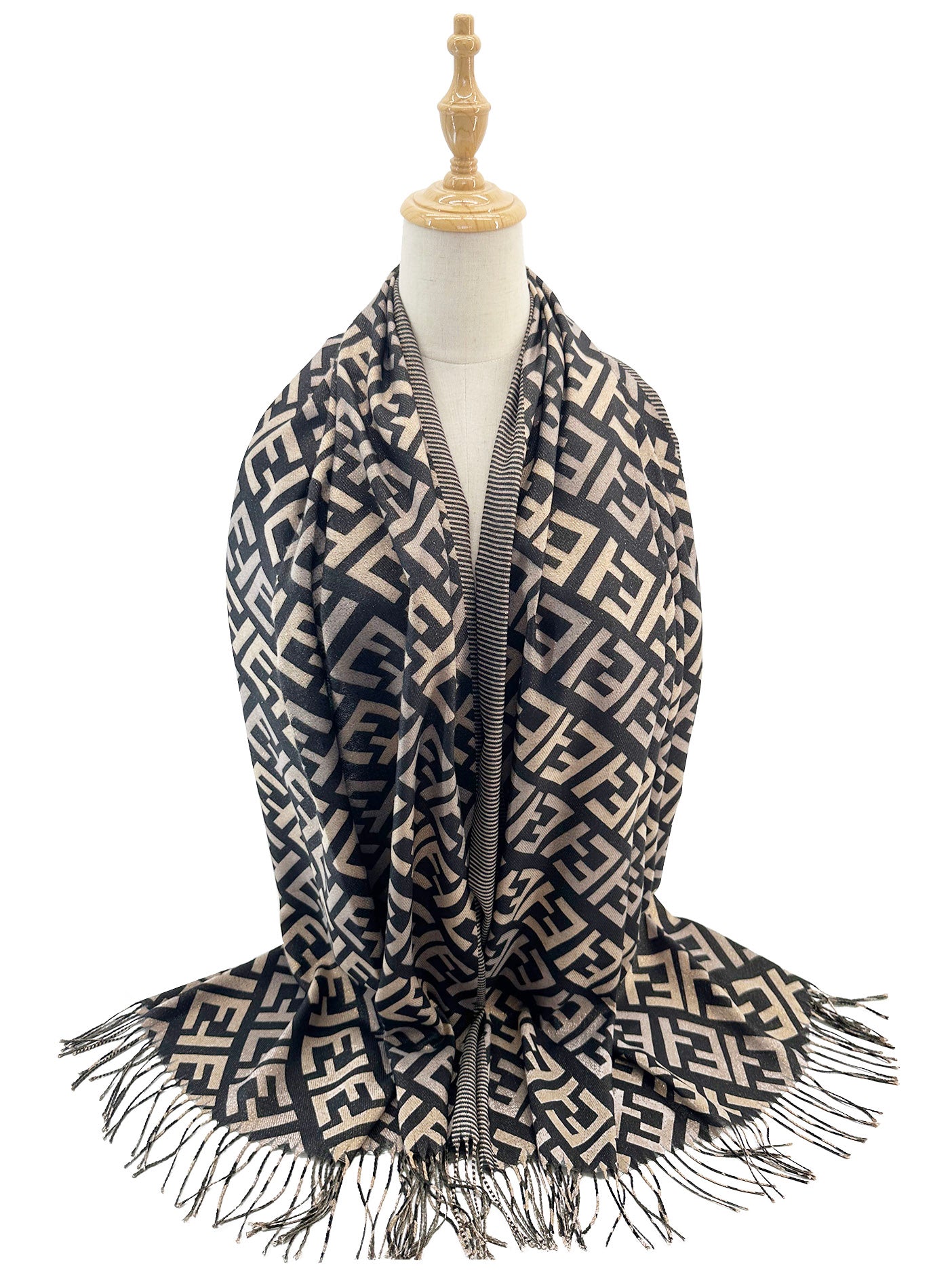 SF2416-112 Geometric Interlocking Pattern Scarf with Tassels