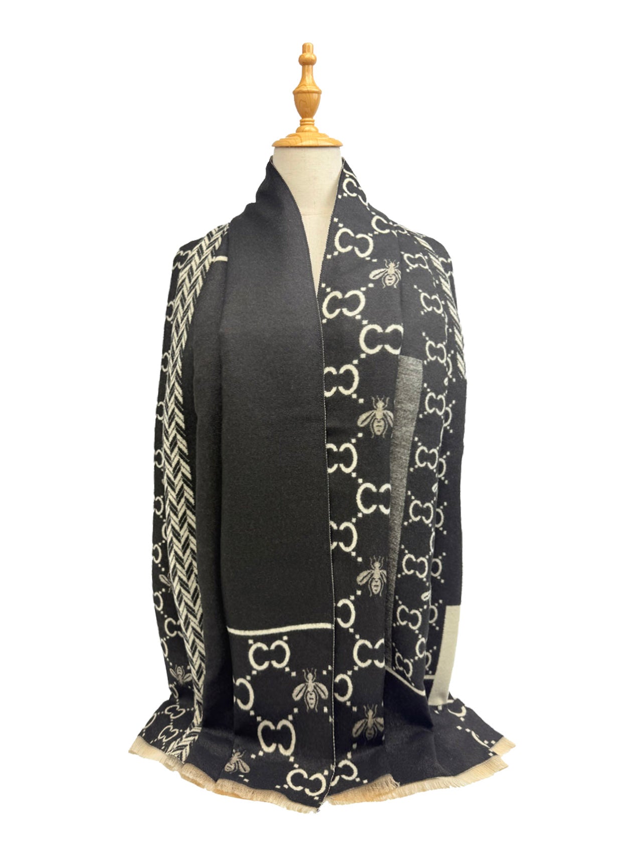 SF25128-255 Monogram Bees Printing Scarf