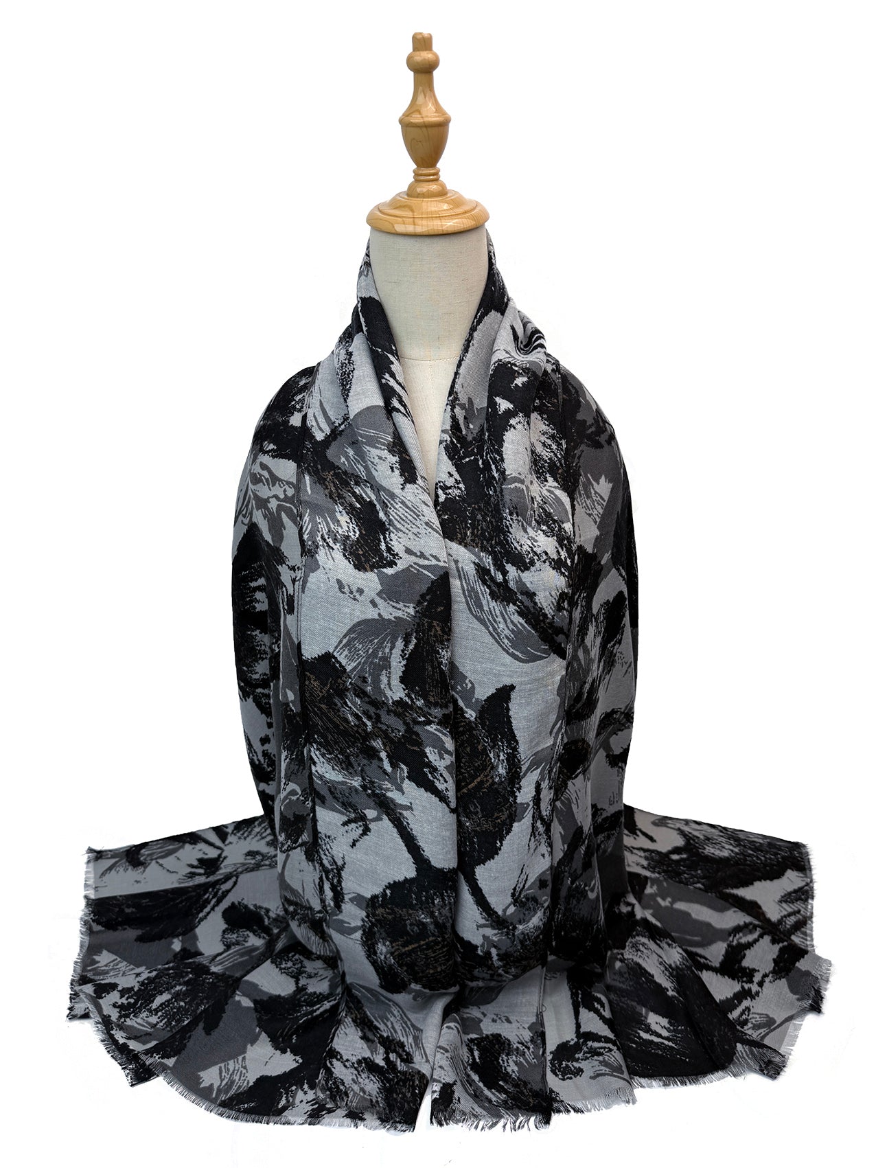 SF26090-423 Expressive Floral Print Scarf
