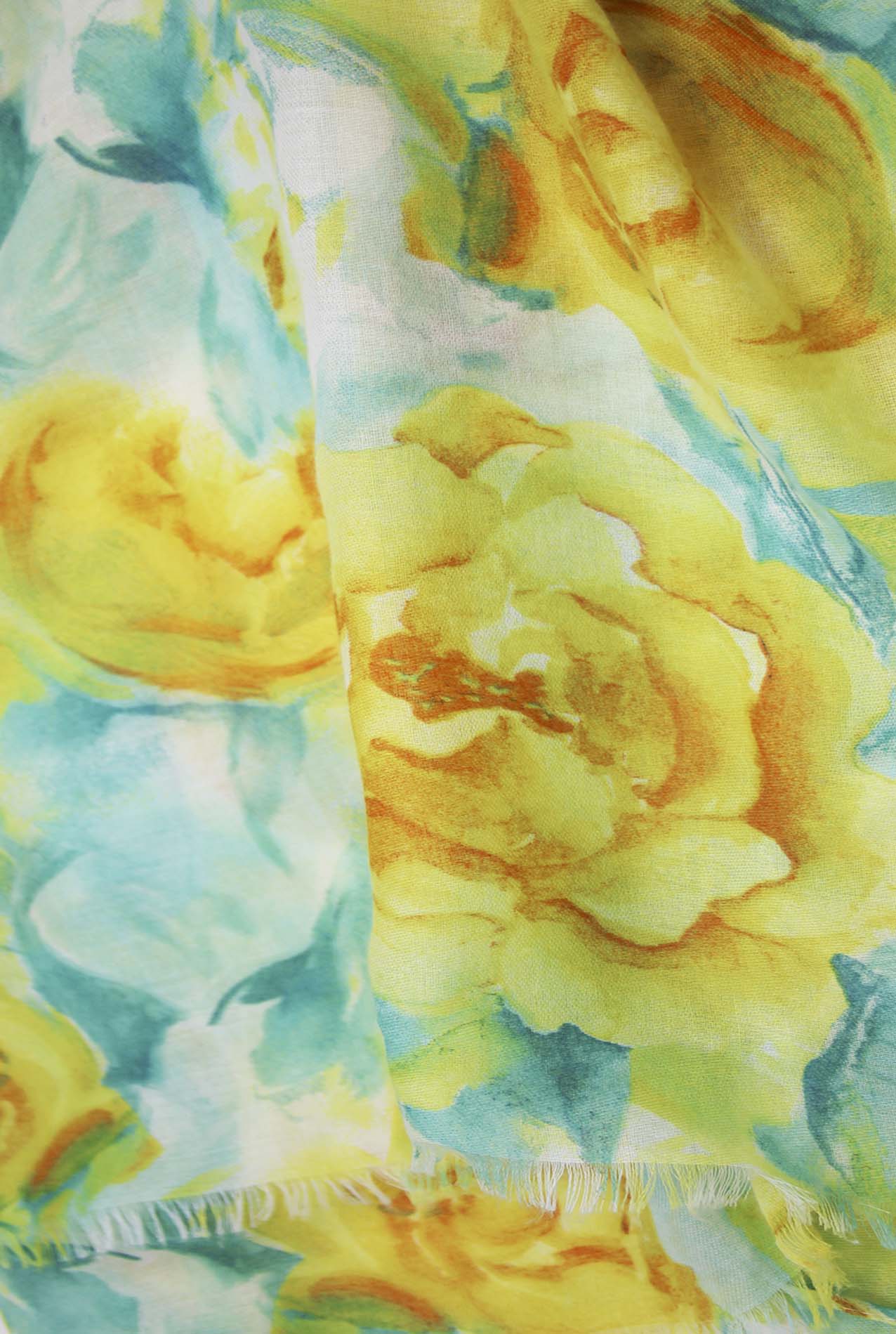 SF1995-045 Soft Printed Scarf with Roses